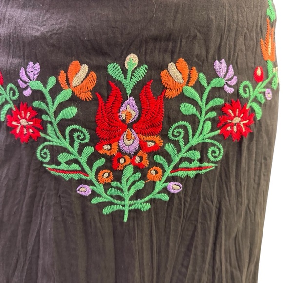 In love Paris by Carling hobo Taffeta Pleated embroidered Floral maxi skirt - Picture 3 of 9